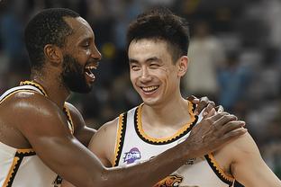 下课？媒体：下一次中国男篮集结时 球员们大概率不会再见到乔帅